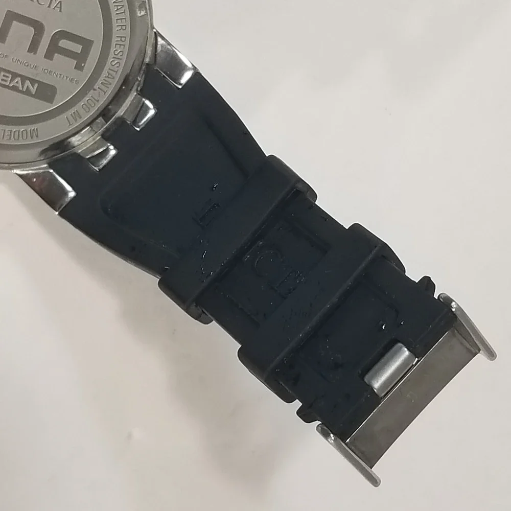 Invicta Urban DNA Men's Watch‎ Gray Dial Stainless Steel 10402